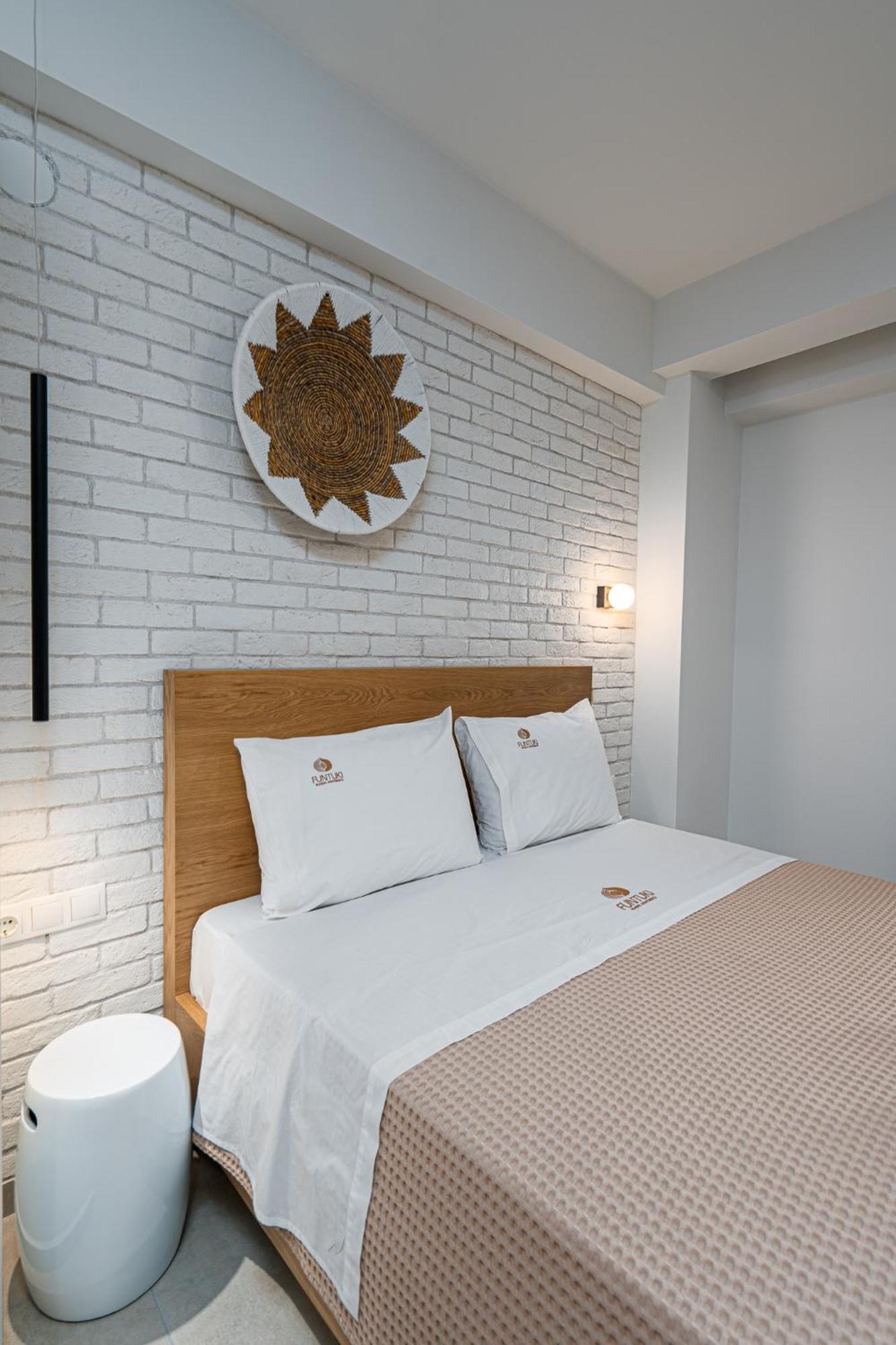 ليبتوكاريا Funtuki Seaside Apartments الغرفة الصورة
