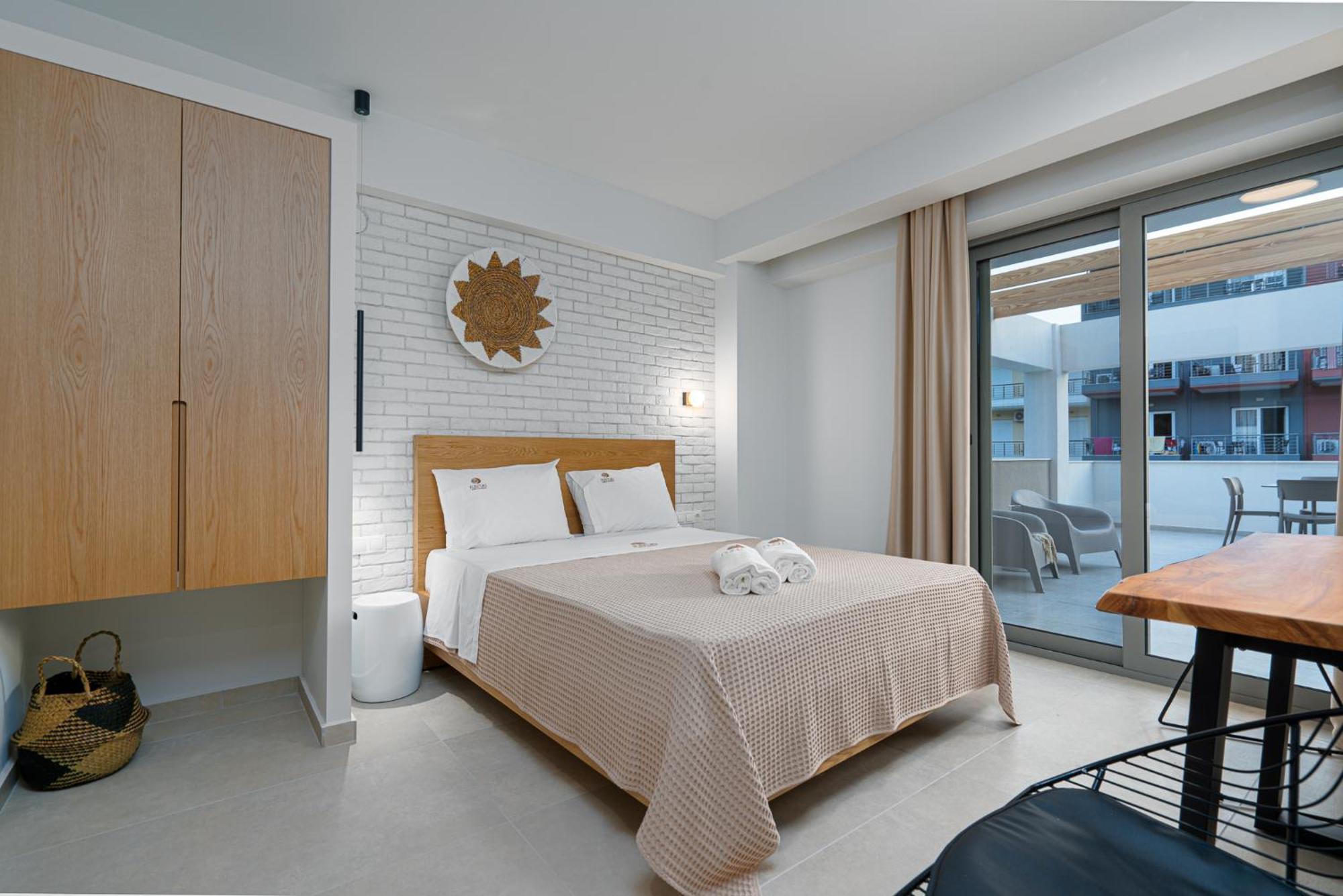 ليبتوكاريا Funtuki Seaside Apartments الغرفة الصورة